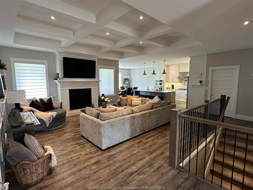 1694 Noah, Ruthven, ON 