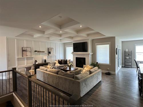 1694 Noah, Ruthven, ON 