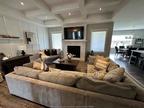 1694 Noah, Ruthven, ON 