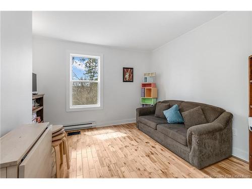 180 Preston Dr, Fredericton, NB 