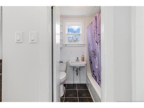 180 Preston Dr, Fredericton, NB 