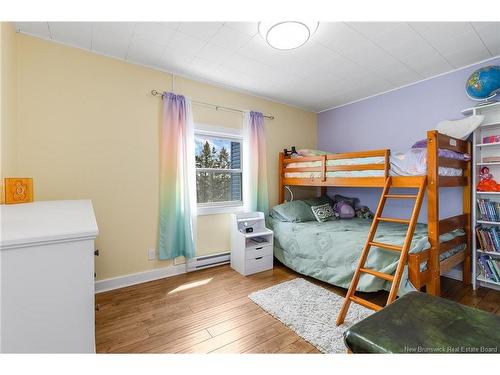 180 Preston Dr, Fredericton, NB 