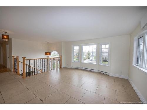 372 Kimble Dr, Fredericton, NB 