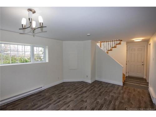 372 Kimble Dr, Fredericton, NB 