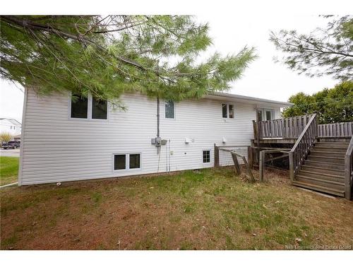 372 Kimble Dr, Fredericton, NB 