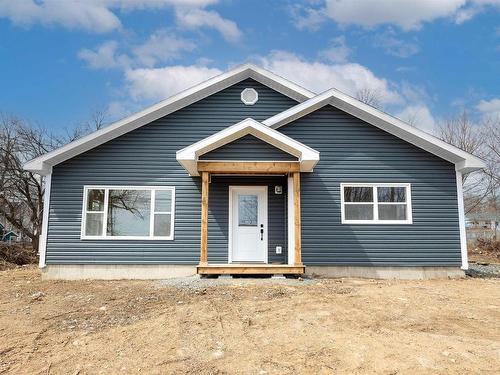 73 Regent Street  North Sydney, NS B2A 2G3