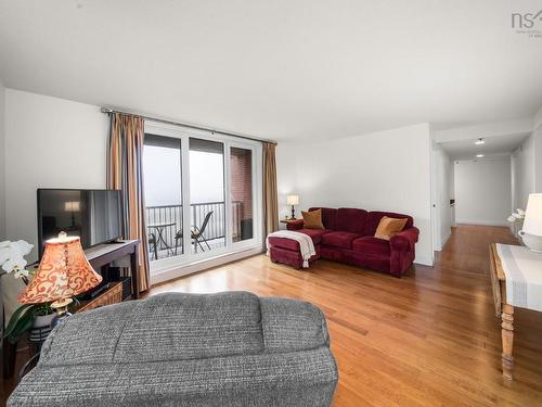 114 45 Vimy Avenue, Halifax, NS 