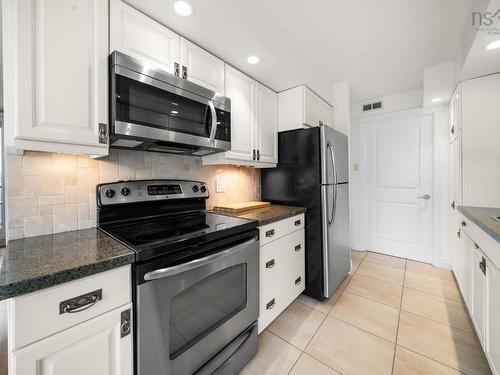 114 45 Vimy Avenue, Halifax, NS 