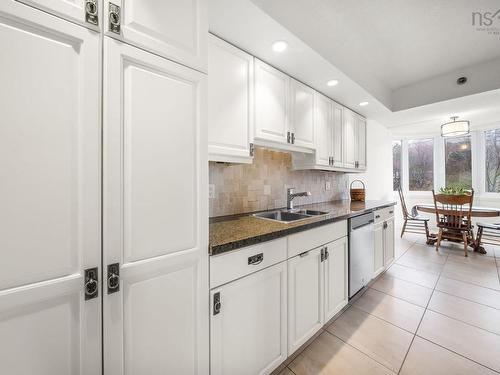 114 45 Vimy Avenue, Halifax, NS 