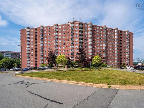 114 45 Vimy Avenue  Halifax, NS B3M 1K4