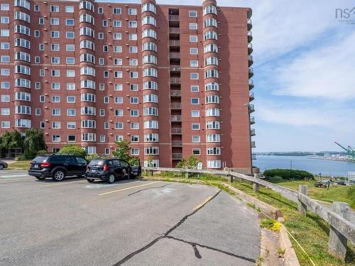 114 45 Vimy Avenue, Halifax, NS 