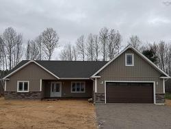 22 Albro Drive  Kingston, NS B0P 1R0