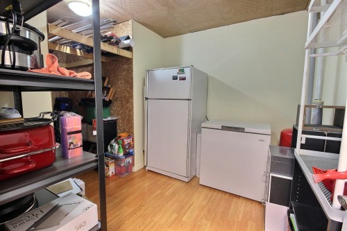 Hall d'entrée/Vestibule - 5979 Rg Bisson, Rouyn-Noranda, QC - Indoor Photo Showing Other Room