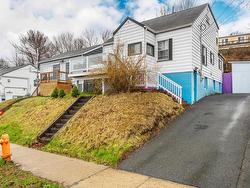 3674 lynch Street  Halifax, NS B3K 3L2