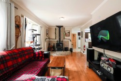 Salon - 