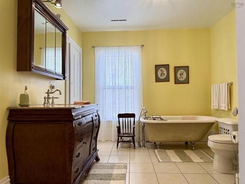 1684 242 Highway, River Hebert, NS 