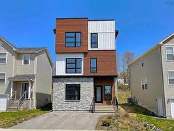 58 Wakefield Court Middle Sackville, NS B4E 0H1