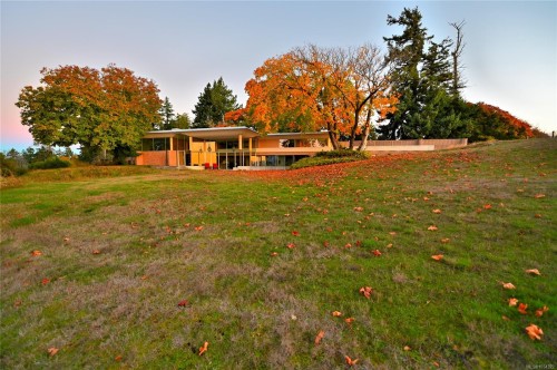 1133 Moore Rd, Comox, BC 