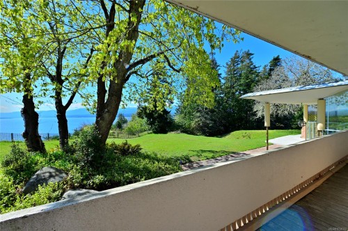 1133 Moore Rd, Comox, BC 