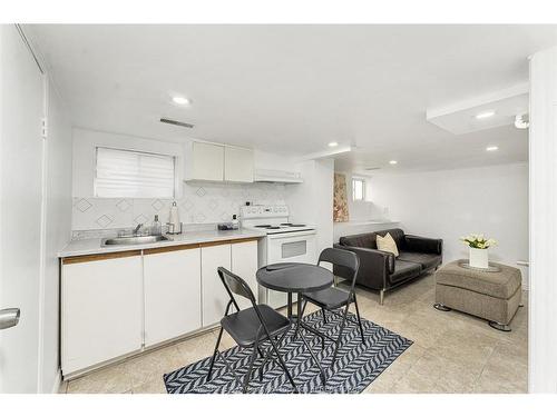 1055 Hall, Windsor, ON 