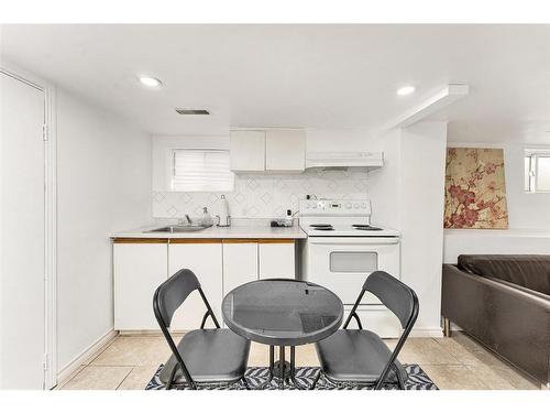 1055 Hall, Windsor, ON 