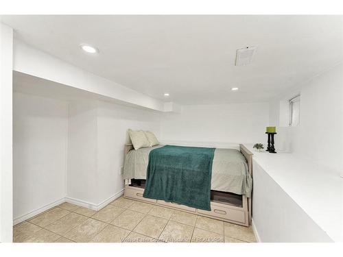 1055 Hall, Windsor, ON 
