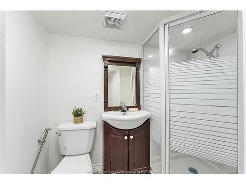 1055 Hall, Windsor, ON 