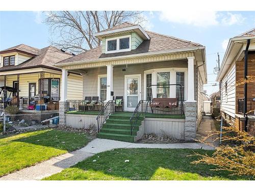 1055 Hall, Windsor, ON 