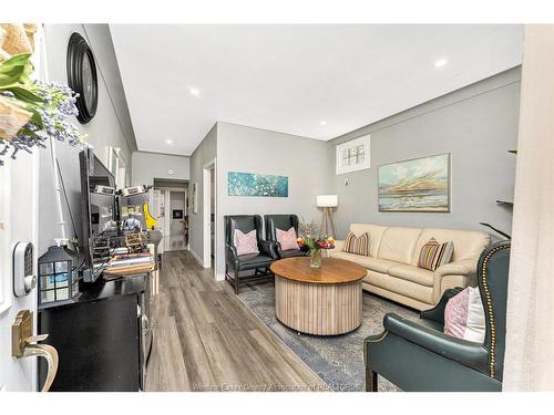 1055 Hall, Windsor, ON 