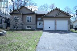 25 RUE VANIER Tiny, ON L9M 0J2