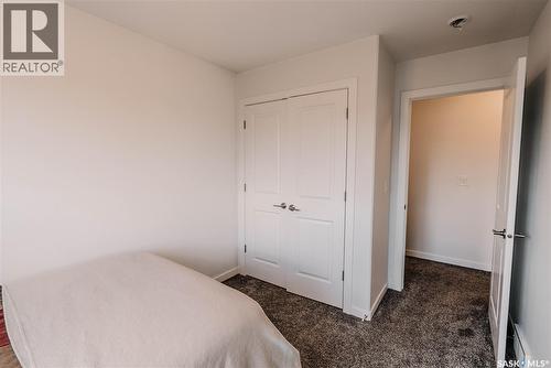 451 L Avenue S, Saskatoon, SK - Indoor Photo Showing Bedroom