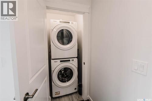 451 L Avenue S, Saskatoon, SK - Indoor Photo Showing Laundry Room
