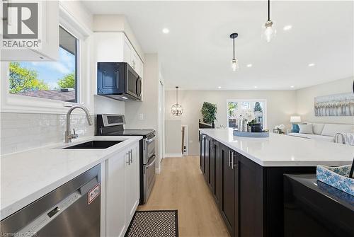 99 Oakhurst Crescent, Kitchener, ON - Indoor Photo Showing Kitchen With Upgraded Kitchen