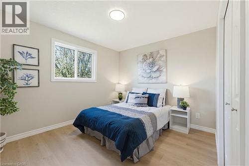 99 Oakhurst Crescent, Kitchener, ON - Indoor Photo Showing Bedroom