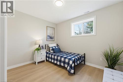 99 Oakhurst Crescent, Kitchener, ON - Indoor Photo Showing Bedroom