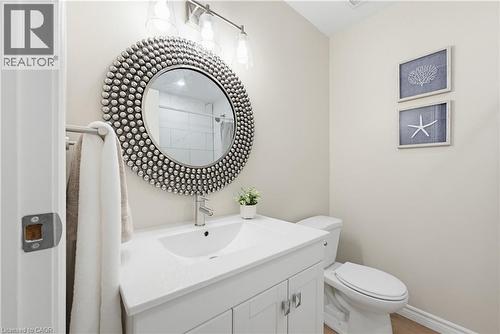 99 Oakhurst Crescent, Kitchener, ON - Indoor Photo Showing Bathroom