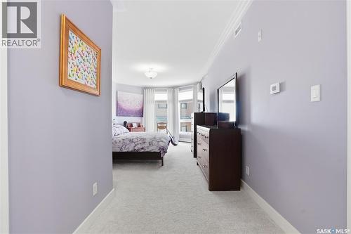 436 623 Saskatchewan Crescent W, Saskatoon, SK - Indoor Photo Showing Bedroom