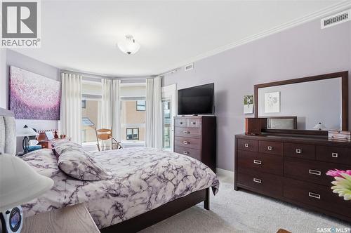 436 623 Saskatchewan Crescent W, Saskatoon, SK - Indoor Photo Showing Bedroom
