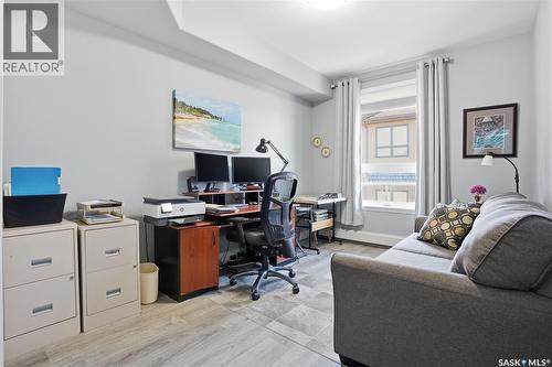 436 623 Saskatchewan Crescent W, Saskatoon, SK - Indoor Photo Showing Office