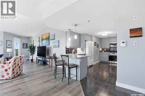 436 623 Saskatchewan Crescent W, Saskatoon, SK - Indoor