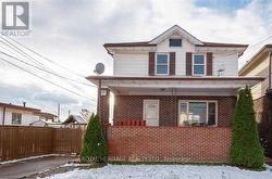 1165 ELM AVENUE Windsor, ON N9A 5J1