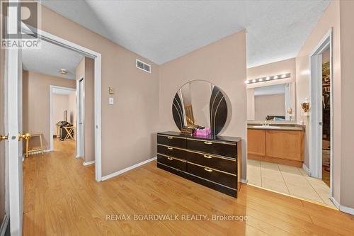 1516 Briarfield Crescent, Ottawa, ON - Indoor Photo Showing Other Room