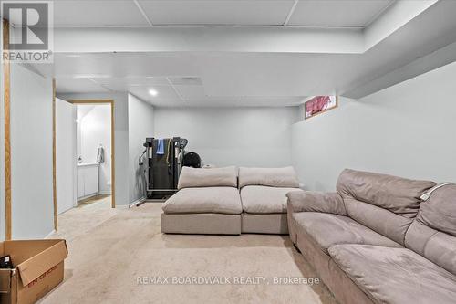 1516 Briarfield Crescent, Ottawa, ON - Indoor