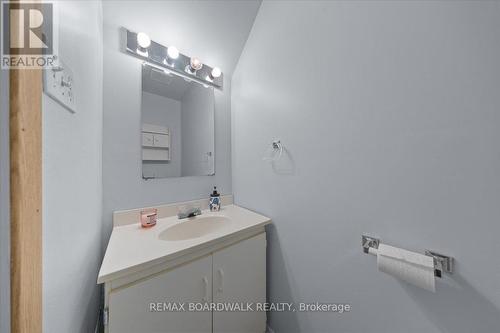 1516 Briarfield Crescent, Ottawa, ON - Indoor Photo Showing Bathroom