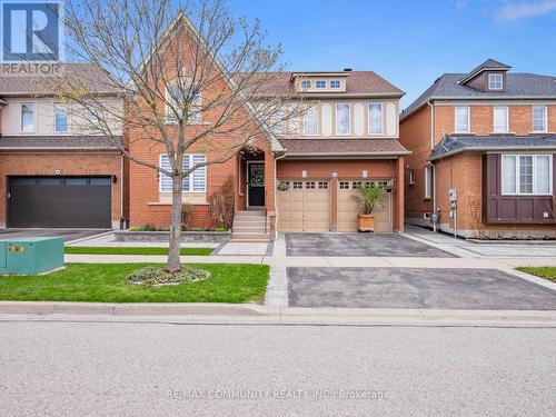 54 MORLAND CRESCENT  Ajax, ON L1T 4P5