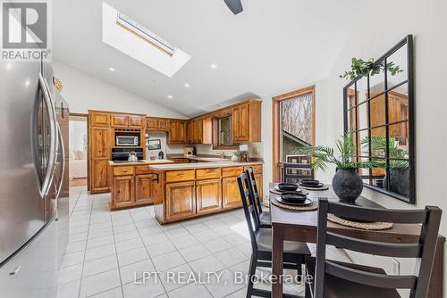 50 Concession Rd 2 W, Tiny, ON - Indoor Photo Showing Kitchen