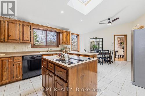 50 Concession Rd 2 W, Tiny, ON - Indoor Photo Showing Kitchen