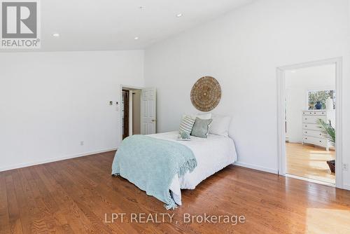 50 Concession Rd 2 W, Tiny, ON - Indoor Photo Showing Bedroom
