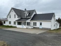 1106 Rte 590 Waterville, NB E7P 2T5