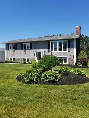 92 Hillcrest Dr, Perth-Andover, NB 